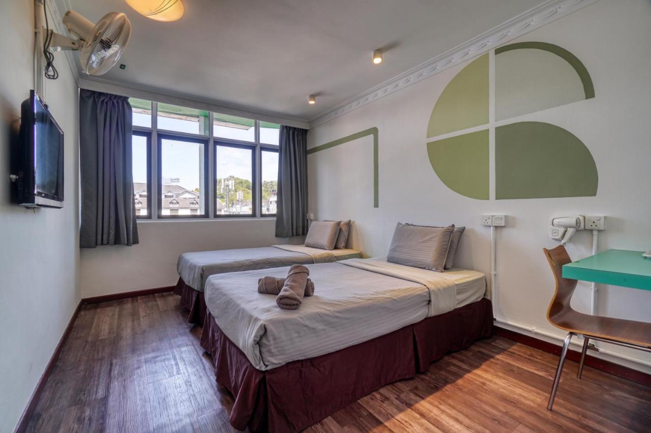 Parkland Express Hotel Бринчанг Екстериор снимка