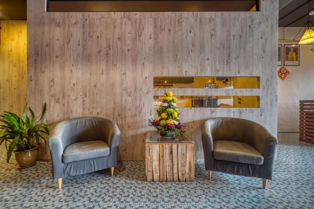 Parkland Express Hotel Бринчанг Екстериор снимка